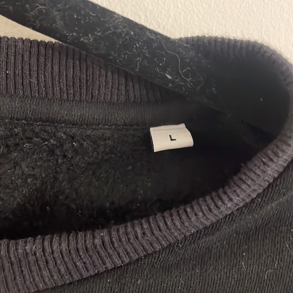 HAN Black Crewneck Pullover Sweater - Picture 4 of 4